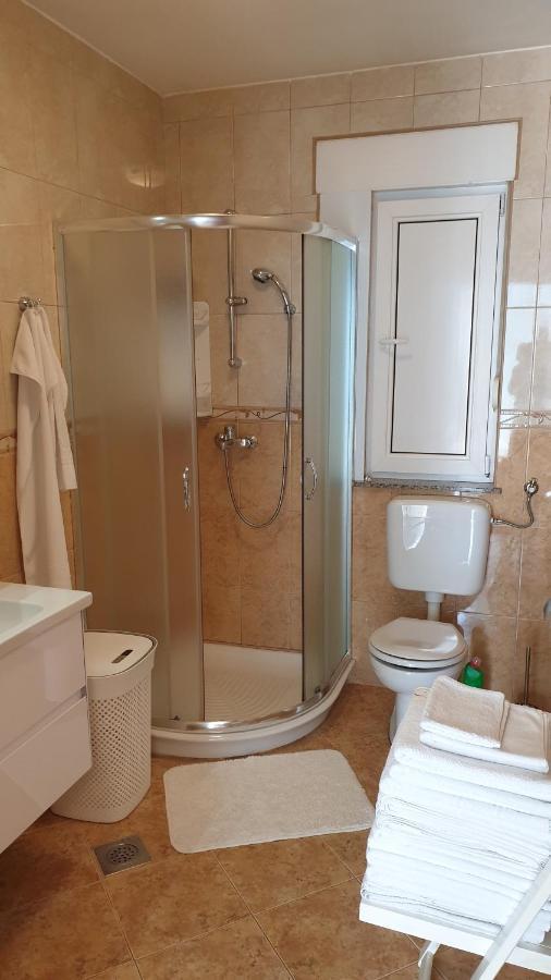 Ana Apartment กอสเตรนา ภายนอก รูปภาพ