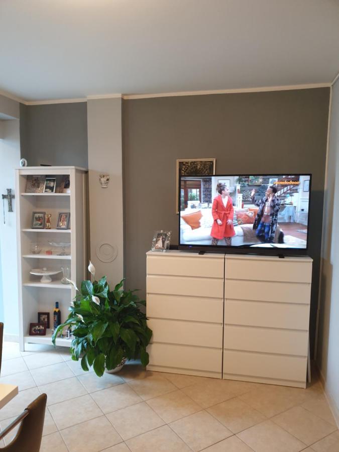 Ana Apartment กอสเตรนา ภายนอก รูปภาพ